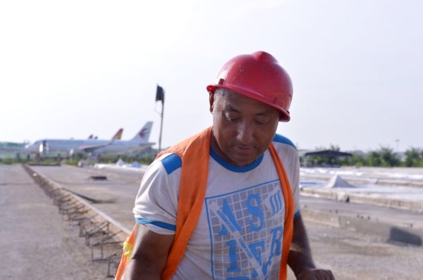 200余人奮戰(zhàn)三峽機(jī)場(chǎng)二期工程一線-日本空運(yùn)