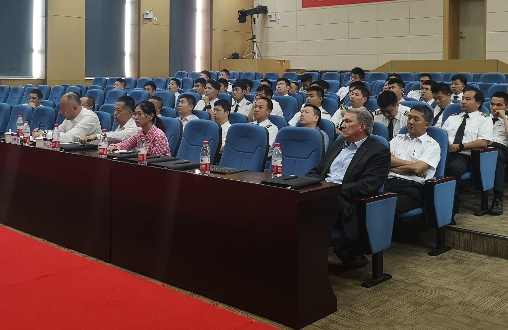 波音：本周與中國民航飛行員就737MAX恢復(fù)運(yùn)營深入交流-南美國際空運(yùn)