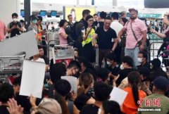 香港機管局禁制令獲準延長 違反者可被監(jiān)禁或罰款-上海機場