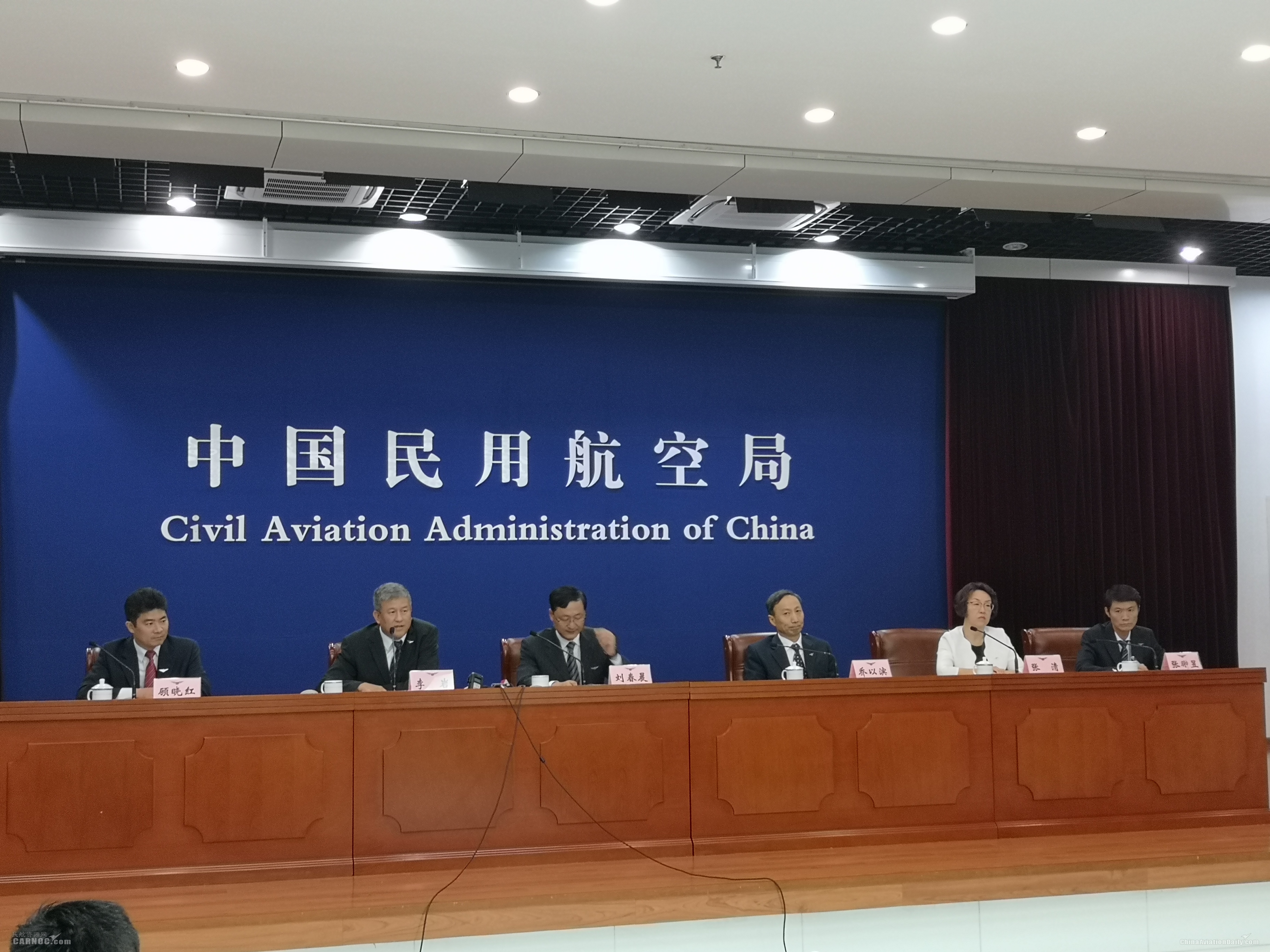 民航局：航企可自主決定是否提供餐食、何種餐食