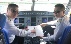 深圳貨運(yùn)貨代公司-機(jī)長雪夜擔(dān)心機(jī)務(wù)人員挨凍 請(qǐng)求滑行走紅網(wǎng)絡(luò)