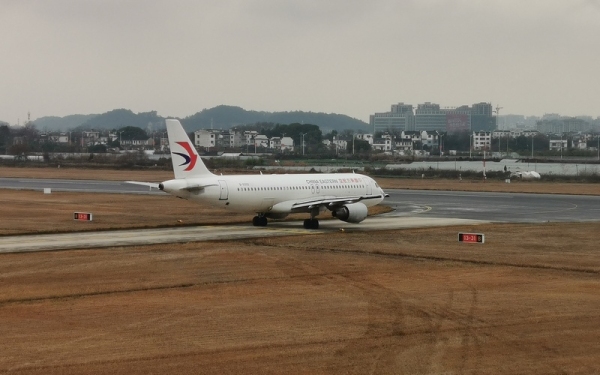 伊朗空運(yùn)-黃山機(jī)場2020年春運(yùn)首周實(shí)現(xiàn)開門紅，周航班量最高破百班
