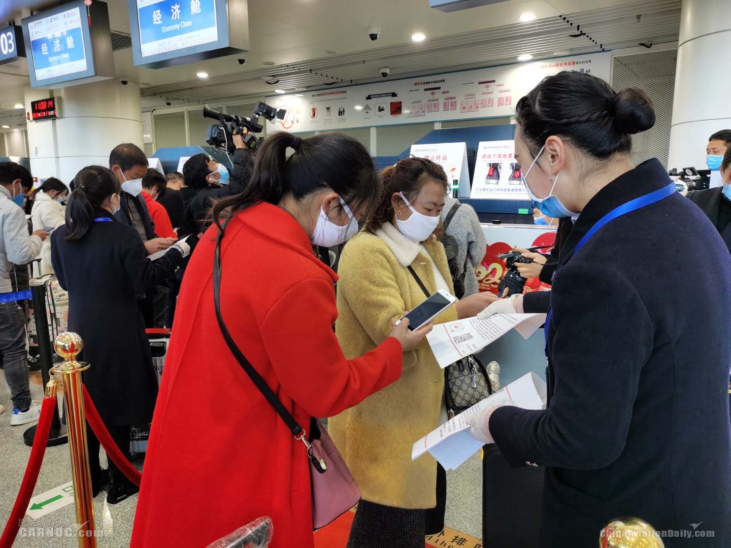 運(yùn)費(fèi)報(bào)價(jià)-東航首班！142人乘坐復(fù)工定制包機(jī)從貴州興義抵達(dá)寧波