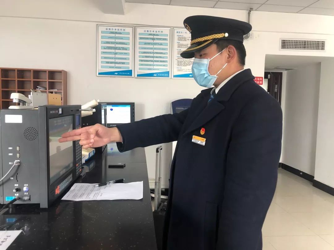 大車(chē)的擔(dān)當(dāng)丨戰(zhàn)“疫”中的鐵路人