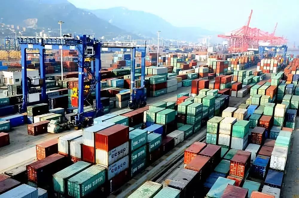 廣東省綜保區(qū)和其他類型特殊區(qū)域(下稱特殊區(qū)域)進出口3820.27億元(人民幣
-國際快遞報價