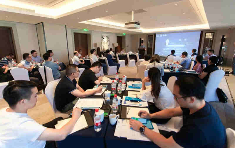 引用了修船中留置權(quán)行使的真實(shí)案例具體說(shuō)明仲裁在修船行業(yè)爭(zhēng)議解決方面的上風(fēng)
-上?？者\(yùn)詢(xún)價(jià)