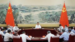 扭住擴大內(nèi)需這個戰(zhàn)略基點
-整柜