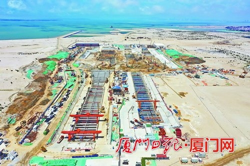 從蹣跚起步到跨步五洲 廈門特區(qū)航空產(chǎn)業(yè)建設(shè)者書(shū)寫“特區(qū)速度”