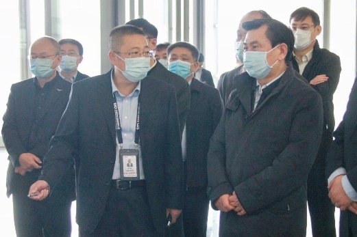 馮正霖走訪了值班室、員工之家與單位食堂
-歐洲海運費