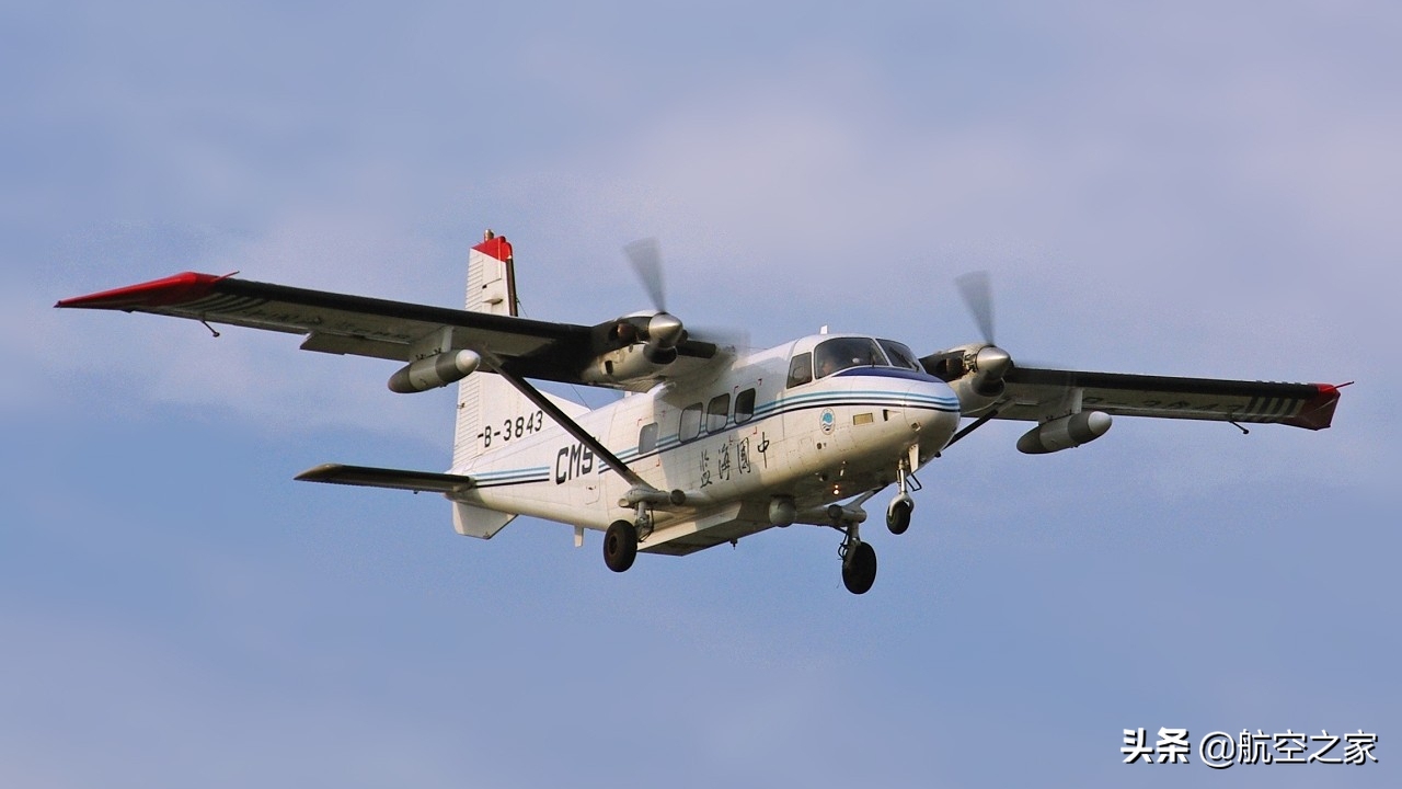 運(yùn)-12在返回長海機(jī)場進(jìn)近著陸時撞到山體上
-美國空派