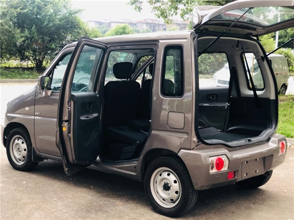 滿足用戶多場景用車需求
-物流