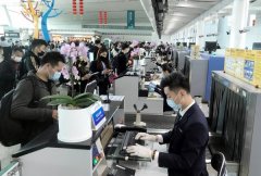 返程高峰來(lái)臨 南航提醒旅客需提前2個(gè)小時(shí)到達(dá)機(jī)場(chǎng)(附圖)
-深圳海派