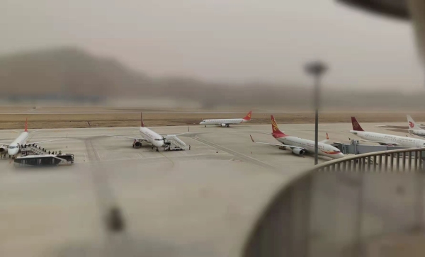 赤峰機場迎來單日小時起降高峰